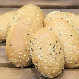 شابورة ابيض بيضاوي  بالسمسم و حبة البركة (1/2 كيلو)